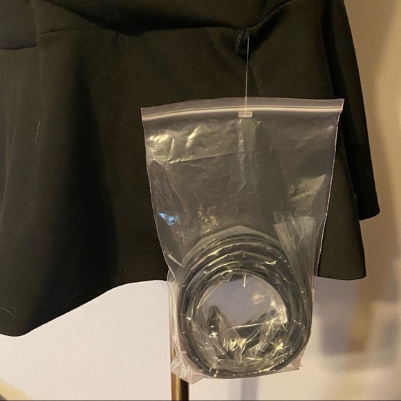 Lane Bryant Black Surplice Peplum Tank Belt NWT Size 14/16 - Picture 5 of 13